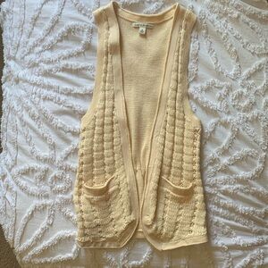 Banana. Republic Cream knit vest